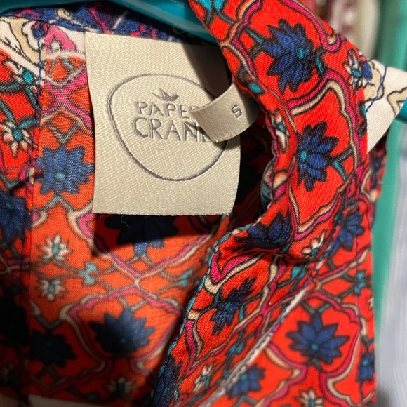 Paper Crane High Neck Patterned Sleeveless Tank - Picture 3 of 3